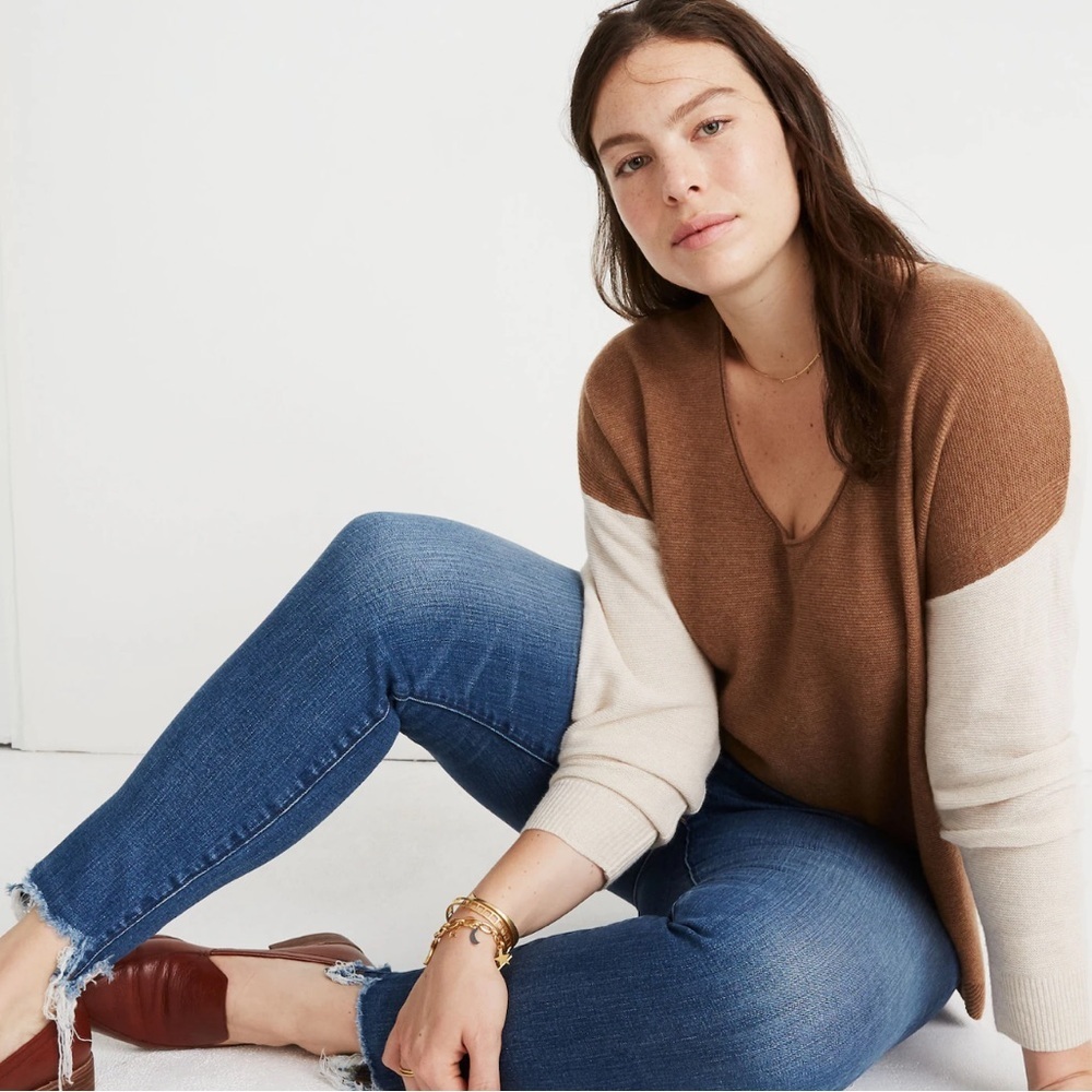 Madewell Kimball Pullover Sweater in Colorblock Tan and Cream XS